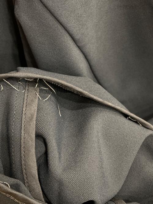 DESCENTE ALLTERRAIN（デザイント オルテライン）DESCENTE ALLTERRAIN (デザイント オルテライン) テックテーラードジャケット　	TECH TAILORED JACKET グレー サイズ:SIZE Lの古着・服飾アイテム