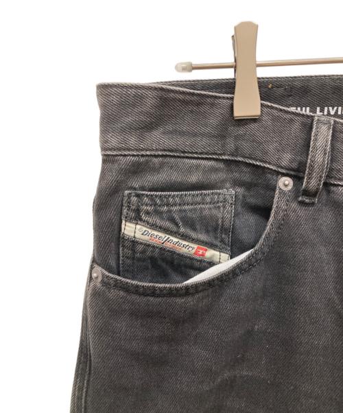 DIESEL（ディーゼル）DIESEL (ディーゼル) D-RISEデニムパンツ ブラック サイズ:SIZE 30の古着・服飾アイテム