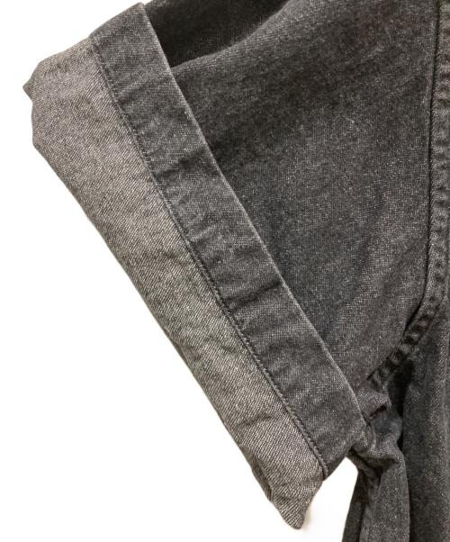 SUPREME（シュプリーム）Supreme (シュプリーム) 刺繍ブラックデニムシャツ ブラック サイズ:SIZE Lの古着・服飾アイテム