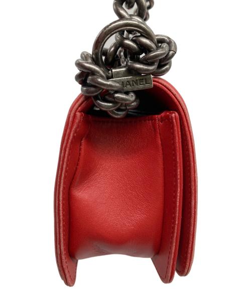 CHANEL（シャネル）CHANEL (シャネル) チェーンショルダーバッグ　ボーイシャネル レッドの古着・服飾アイテム
