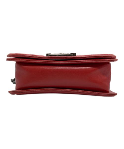 CHANEL（シャネル）CHANEL (シャネル) チェーンショルダーバッグ　ボーイシャネル レッドの古着・服飾アイテム