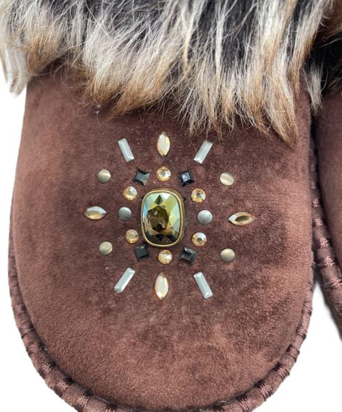 UGG（アグ）UGG (アグ) ストーンファーサボサンダル ブラウン サイズ:24cmの古着・服飾アイテム