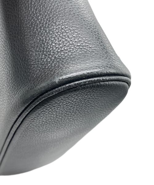 Yves Saint Laurent（イヴサンローラン）Yves Saint Laurent (イヴサンローラン) ダイヤカットショルダーバッグ ブラックの古着・服飾アイテム