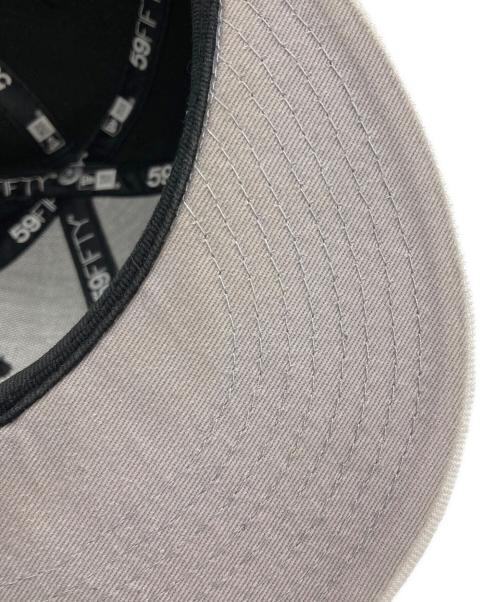 SUPREME（シュプリーム）SUPREME (シュプリーム) New Era (ニューエラ) ロゴキャップ ホワイト×ブラックの古着・服飾アイテム