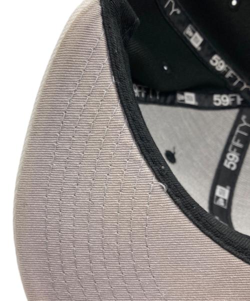 SUPREME（シュプリーム）SUPREME (シュプリーム) New Era (ニューエラ) ロゴキャップ ホワイト×ブラックの古着・服飾アイテム