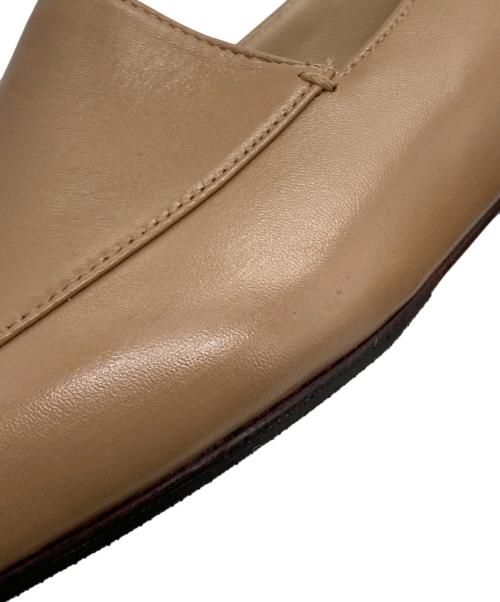 MARI GIUDICELLI（マリ ジウディセリ）MARI GIUDICELLI (マリ ジウディセリ) Madison Loafer ベージュ サイズ:SIZE 36の古着・服飾アイテム