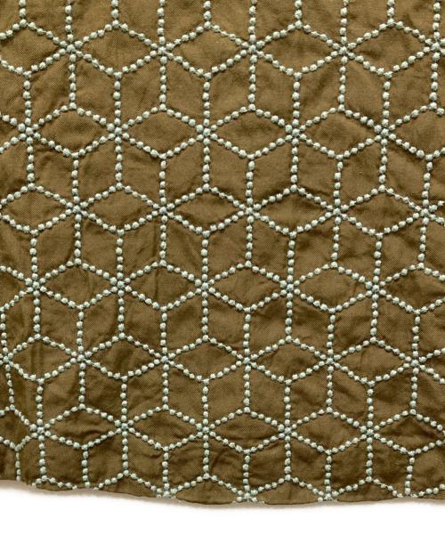 mina perhonen（ミナ ペルホネン）mina perhonen (ミナ ペルホネン) 総柄ブラウス ブラウン サイズ:SIZE 38の古着・服飾アイテム