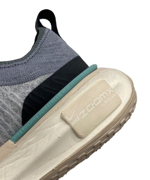 NIKE（ナイキ）NIKE (ナイキ) ズームX インヴィシブル ラン フライニット 3 グレー サイズ:25.5の古着・服飾アイテム
