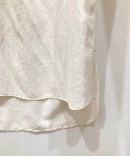 INGEBORG（インゲボルグ）INGEBORG (インゲボルグ) フリル衿ブラウス ホワイト サイズ:不明の古着・服飾アイテム