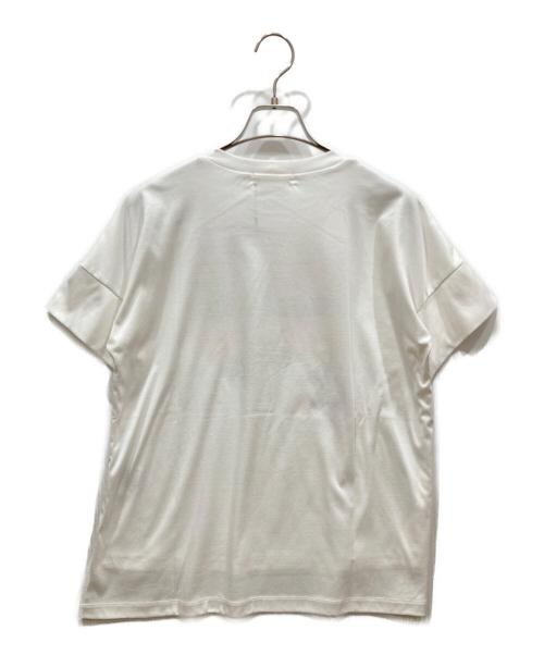 INGEBORG（インゲボルグ）INGEBORG (インゲボルグ) フレンチピオニーワンポイントpt.カットソー ホワイト サイズ:SIZE 3 未使用品の古着・服飾アイテム