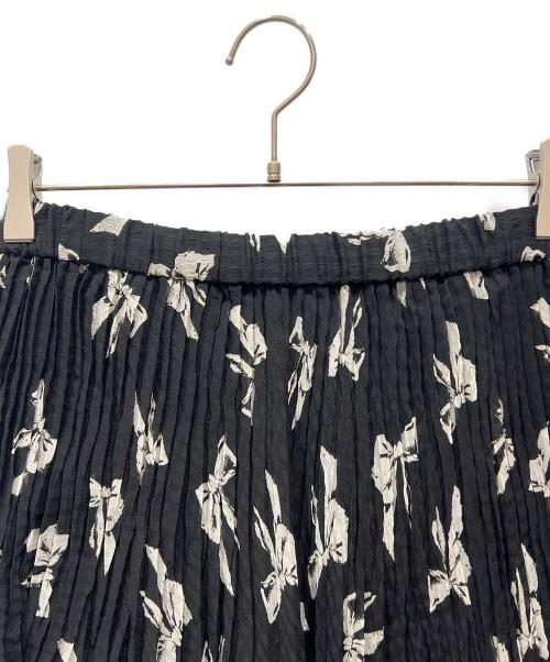 INGEBORG（インゲボルグ）INGEBORG (インゲボルグ) リボンpt.スカート ブラック サイズ:不明 未使用品の古着・服飾アイテム