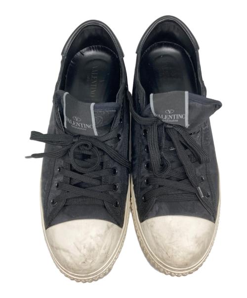 VALENTINO GARAVANI（ヴァレンティノ・ガラヴァーニ）VALENTINO GARAVANI (ヴァレンティノ・ガラヴァーニ) ローカットスニーカー ブラック サイズ:不明の古着・服飾アイテム
