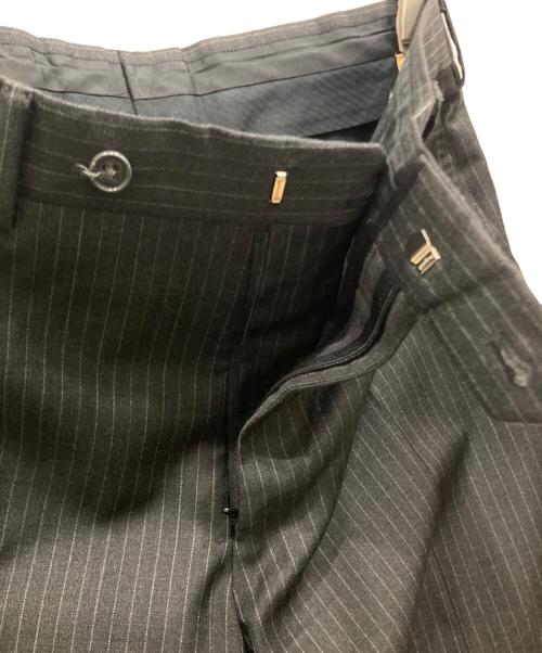 Belvest（ベルヴェスト）Belvest (ベルヴェスト) 3ピーススーツ グレー サイズ:SIZE 44の古着・服飾アイテム