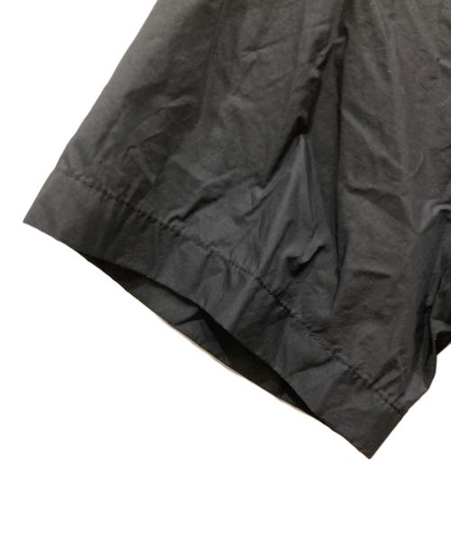 MONCLER（モンクレール）MONCLER (モンクレール) Logo Patch Snap Button Shirt One Piece　ABITO ブラック サイズ:SIZE 38の古着・服飾アイテム