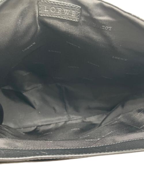 LOEWE（ロエベ）LOEWE (ロエベ) ショルダーバッグ ブラックの古着・服飾アイテム