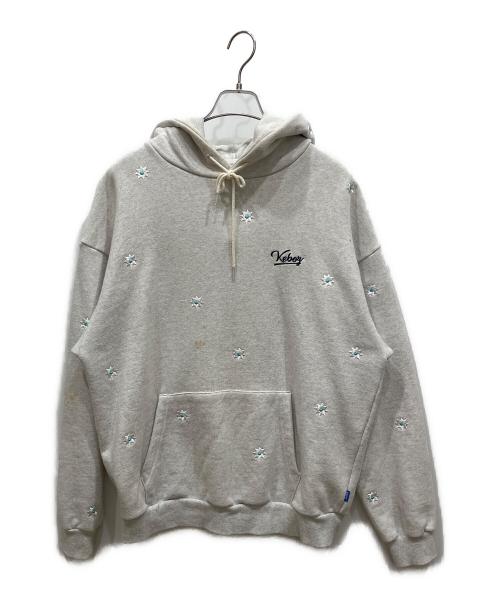 KEBOZ（ケボズ）KEBOZ (ケボズ) NICK GEAR (ニックギア) 刺繍プルオーバーパーカー グレー サイズ:SIZE Lの古着・服飾アイテム