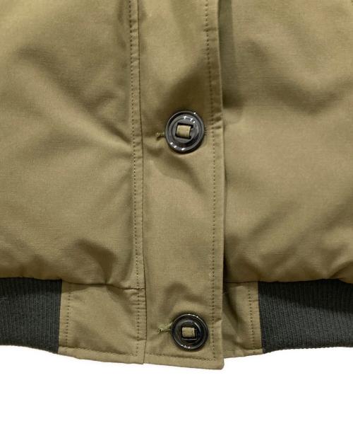 CANADA GOOSE（カナダグース）CANADA GOOSE (カナダグース) LABRADOR BOMBER　ラブラドール ボンバー オリーブ サイズ:SIZE XSの古着・服飾アイテム
