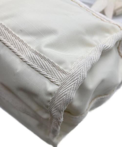 LeSportsac（レスポートサック）LeSportsac (レスポートサック) ショルダーバッグ　DELUXE MINI DUFFEL アイボリーの古着・服飾アイテム