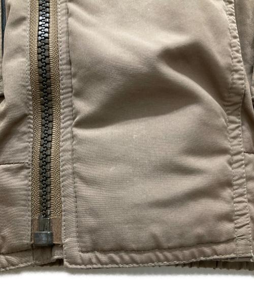 MONCLER（モンクレール）MONCLER (モンクレール) ダウンジャケット ベージュ サイズ:SIZE 胸囲102 身長180の古着・服飾アイテム