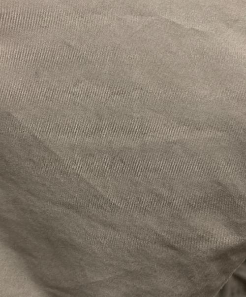 MONCLER（モンクレール）MONCLER (モンクレール) ダウンジャケット ベージュ サイズ:SIZE 胸囲102 身長180の古着・服飾アイテム