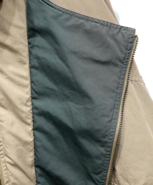 MONCLER（モンクレール）MONCLER (モンクレール) ダウンジャケット ベージュ サイズ:SIZE 胸囲102 身長180の古着・服飾アイテム