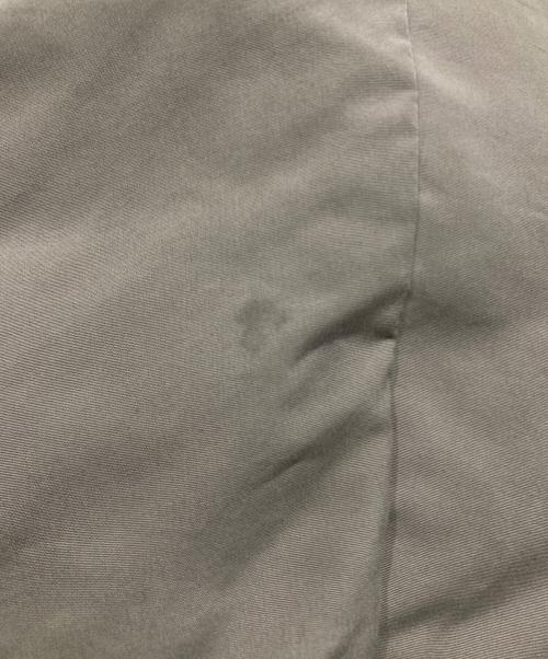 MONCLER（モンクレール）MONCLER (モンクレール) ダウンジャケット ベージュ サイズ:SIZE 胸囲102 身長180の古着・服飾アイテム