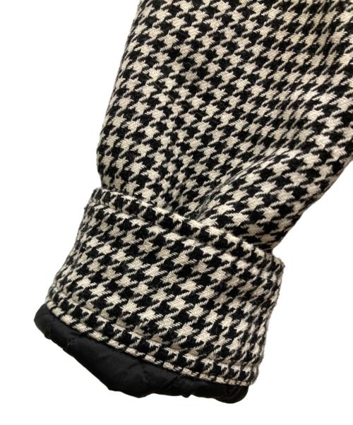 CarHartt（カーハート）CarHartt (カーハート) RYDER JACKET ホワイト×ブラック サイズ:SIZE XSの古着・服飾アイテム