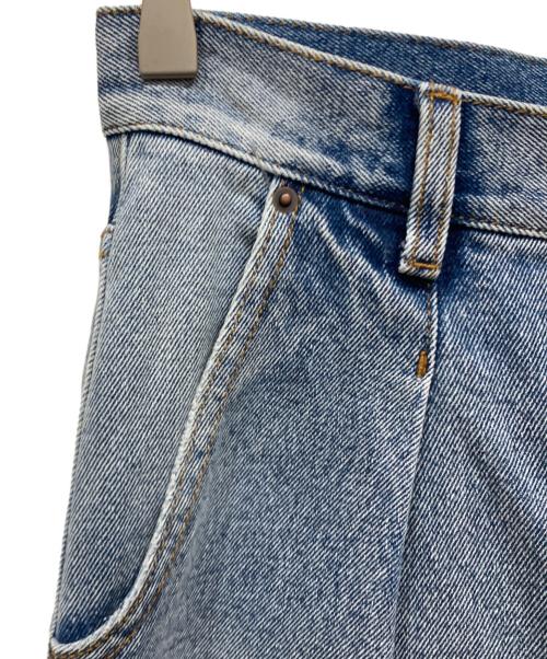 YENN（イエン）YENN (イエン) HIGH RISE TUCK WIDE PANTS ブル サイズ:SIZE 36の古着・服飾アイテム