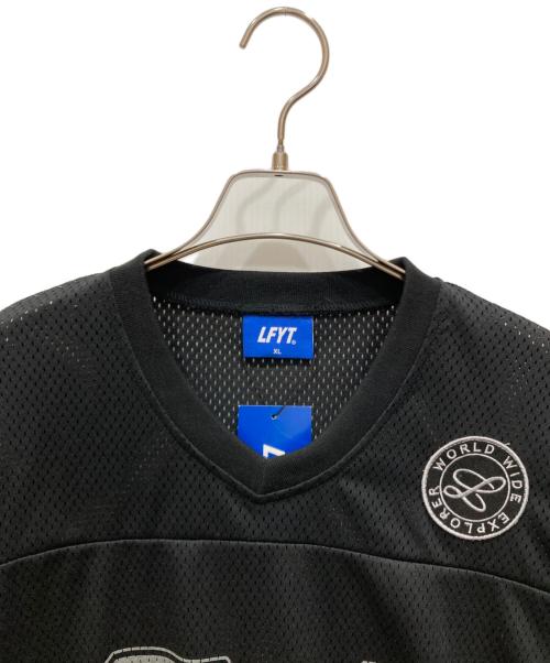 LFYT（エルエフワイティー）LFYT (エルエフワイティー) 長袖フットボールシャツ ブラック サイズ:SIZE XL 未使用品の古着・服飾アイテム