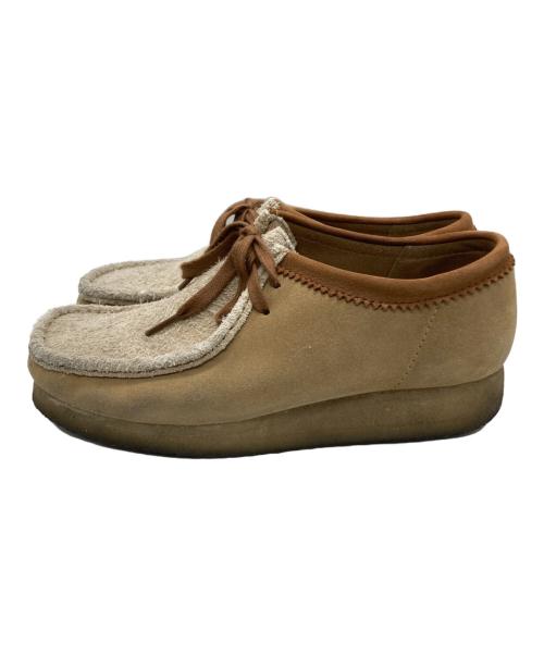 CLARKS（クラークス）CLARKS (クラークス) ワラビーシューズ ベージュ サイズ:25.5の古着・服飾アイテム