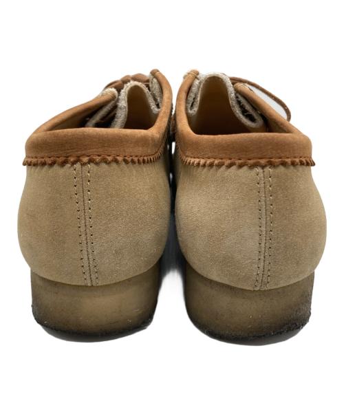 CLARKS（クラークス）CLARKS (クラークス) ワラビーシューズ ベージュ サイズ:25.5の古着・服飾アイテム