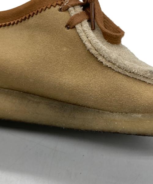 CLARKS（クラークス）CLARKS (クラークス) ワラビーシューズ ベージュ サイズ:25.5の古着・服飾アイテム