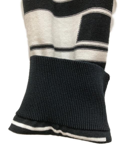 DIESEL（ディーゼル）DIESEL (ディーゼル) デザインボーダーニット ホワイト×ブラック サイズ:SIZE Mの古着・服飾アイテム