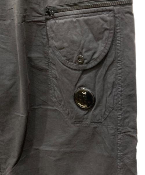 C.P COMPANY（シーピーカンパニー）C.P COMPANY (シーピーカンパニー) MICROREPS BOXY LENS CARGO PANTS ブラック サイズ:50の古着・服飾アイテム