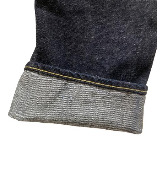 MOMOTARO JEANS（桃太郎ジーンズ）MOMOTARO JEANS (桃太郎ジーンズ) 出陣スリムストレート インディゴ サイズ:SIZE 81cm (W32)の古着・服飾アイテム