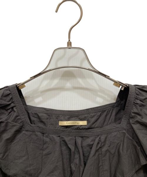 Curensology（カレンソロジー）Curensology (カレンソロジー) ポプリンラッフルブラウス グレー サイズ:SIZE Freeの古着・服飾アイテム
