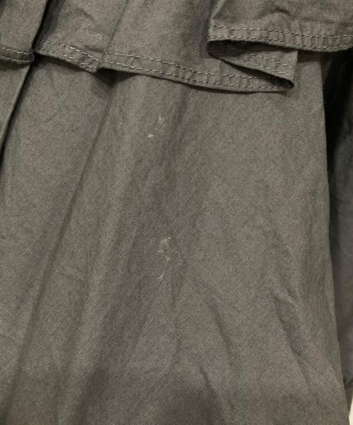 Curensology（カレンソロジー）Curensology (カレンソロジー) ポプリンラッフルブラウス グレー サイズ:SIZE Freeの古着・服飾アイテム