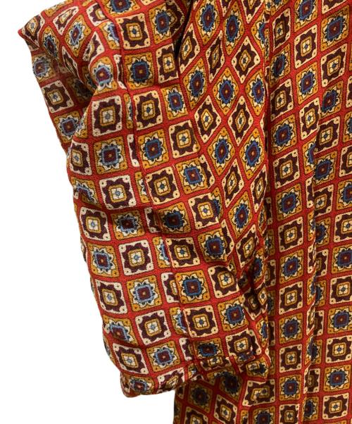 CABAN（キャバン）CABaN (キャバン) レーヨンクレープ タイルプリントオープンカラーシャツ ブラウン サイズ:SIZE Mの古着・服飾アイテム