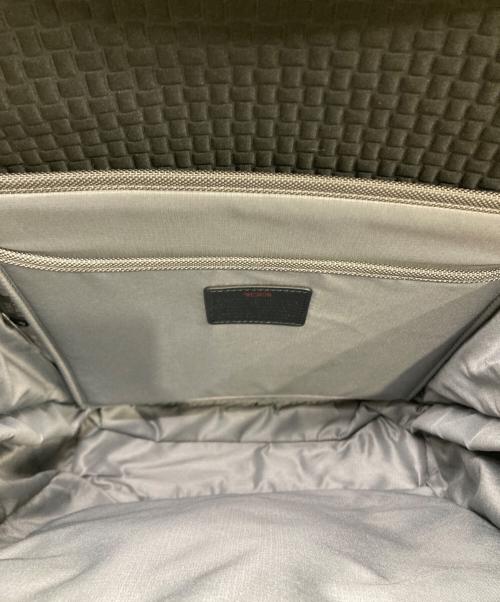 TUMI（トゥミ）TUMI (トゥミ) スリム・ソリューションズ・ブリーフ・パック　ALPHA3　SLIM SOLUTIONS BRIEF PACK ブラックの古着・服飾アイテム