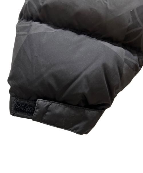 THE NORTH FACE（ザ ノース フェイス）THE NORTH FACE (ザ ノース フェイス) PRINTED 1996 RETRO NUPTSE JACKET グレー×ブラック サイズ:SIZE Sの古着・服飾アイテム