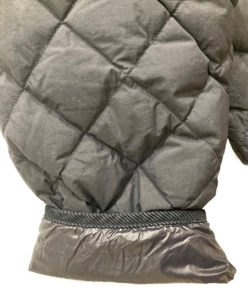 Gymphlex（ジムフレックス）Gymphlex (ジムフレックス) キルティングダウン カラーレスコート ブラック サイズ:SIZE 14の古着・服飾アイテム