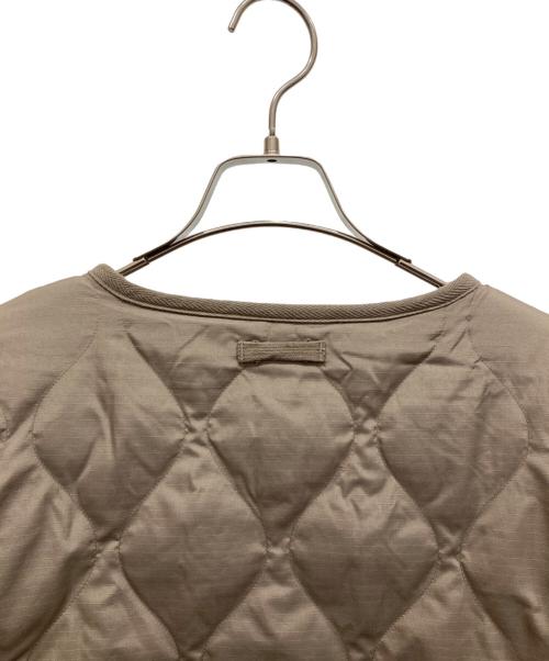 TAION（タイオン）TAION (タイオン) ミリタリー リバーシブル クルーネック ダウンジャケット ベージュ サイズ:SIZE Mの古着・服飾アイテム