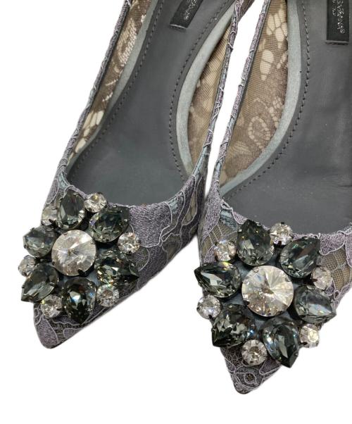 DOLCE & GABBANA（ドルチェ＆ガッバーナ）DOLCE & GABBANA (ドルチェ＆ガッバーナ) レース ビジュー ポインテッドトゥパンプス グレー サイズ:SIZE 37 1/2の古着・服飾アイテム