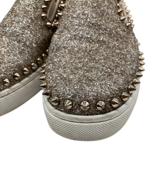 Christian Louboutin（クリスチャン・ルブタン）Christian Louboutin (クリスチャン・ルブタン) スタッズスリッポン グレー サイズ:SIZE 37の古着・服飾アイテム