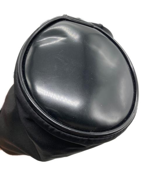 Ferragamo（フェラガモ）Ferragamo (フェラガモ) ナイロンベルトバッグ ブラックの古着・服飾アイテム