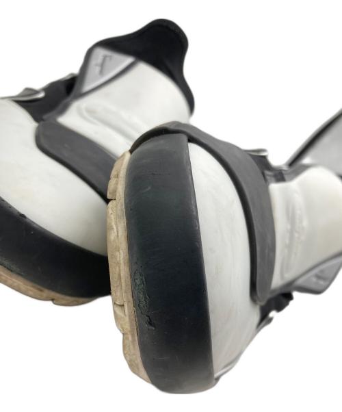 Salvatore Ferragamo（サルヴァトーレ フェラガモ）Salvatore Ferragamo (サルヴァトーレ フェラガモ) NILEガンチーニスニーカー ブラック×ホワイト サイズ:SIZE 8 1/2の古着・服飾アイテム