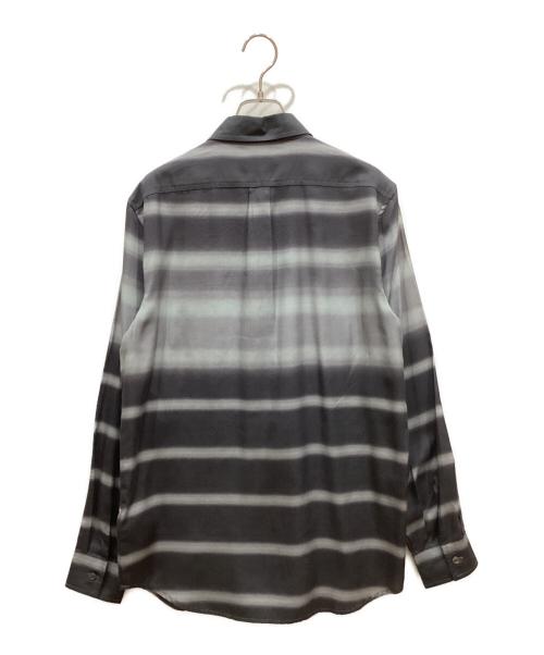 DIESEL（ディーゼル）DIESEL (ディーゼル) グラディーションシャツ グレー サイズ:Sの古着・服飾アイテム