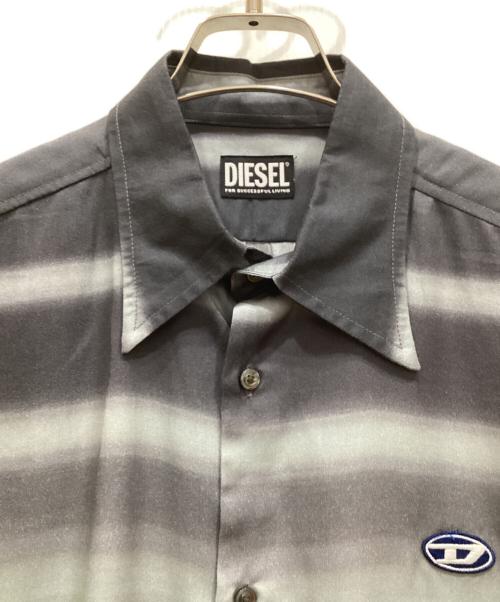 DIESEL（ディーゼル）DIESEL (ディーゼル) グラディーションシャツ グレー サイズ:Sの古着・服飾アイテム