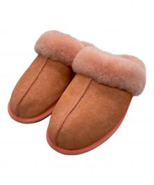 UGG（アグ）の古着「スカフェット II」｜ピンク