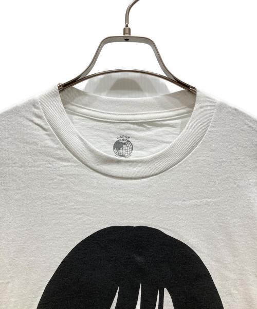 kyne on air（キネ オンエア）kyne ON AIR (キネ オンエア) プリントTシャツ ホワイト サイズ:SIZE L 未使用品の古着・服飾アイテム